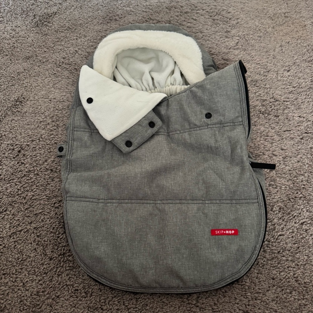 Skip Hop Winter Car Seat Cover, Stroll & Go, Heather Grey 16x3x27 Inch